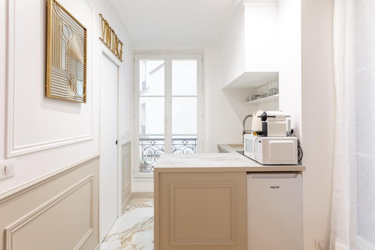 Suite Raphael Tour Eiffel Париж Екстериор снимка